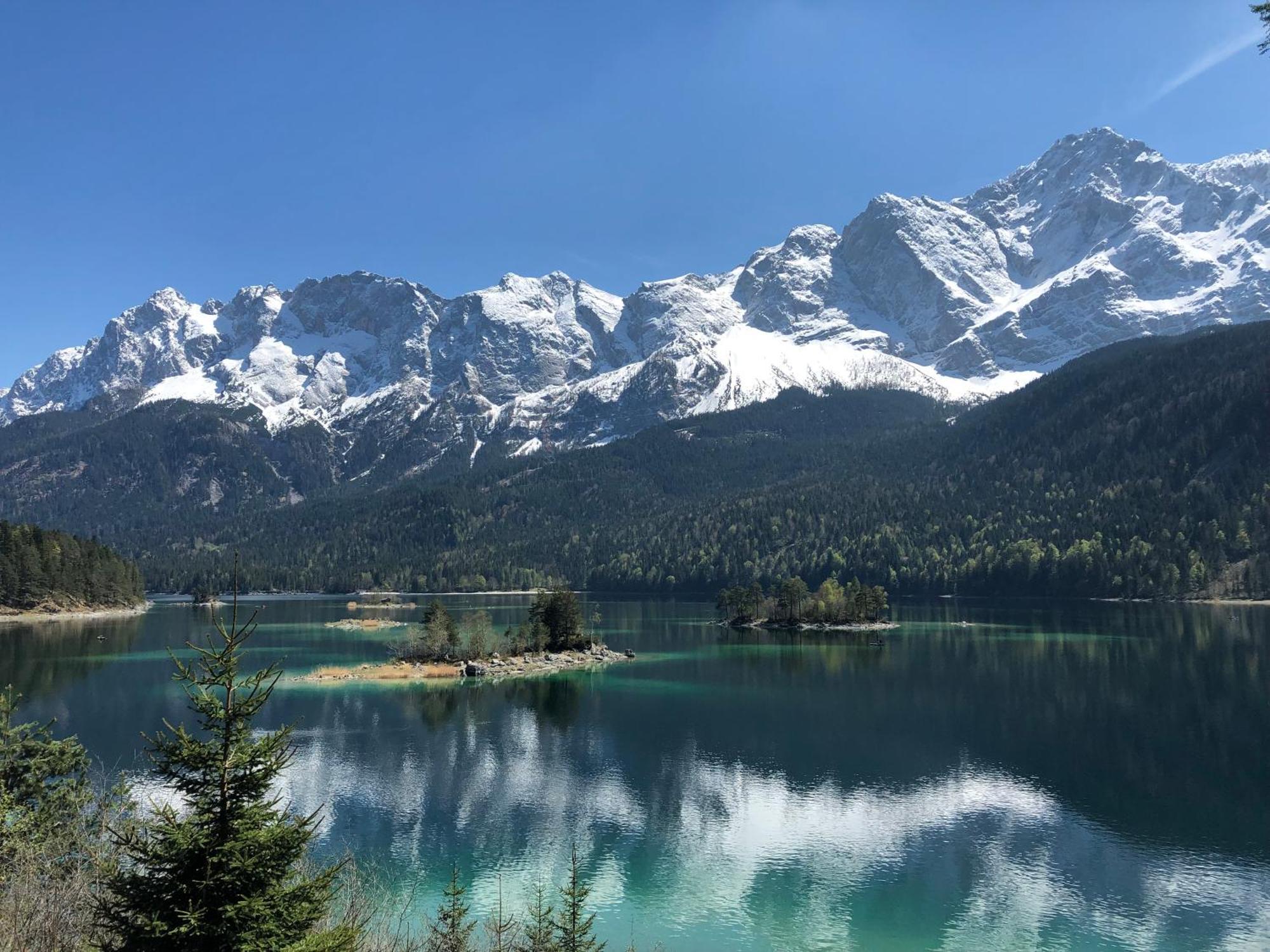 Bayern Resort Hotel - Adults Only - Mit Zugspitzblick - Eibsee-Naehe - Wellnessbereich - Naturpool Im Sommer Grainau Buitenkant foto