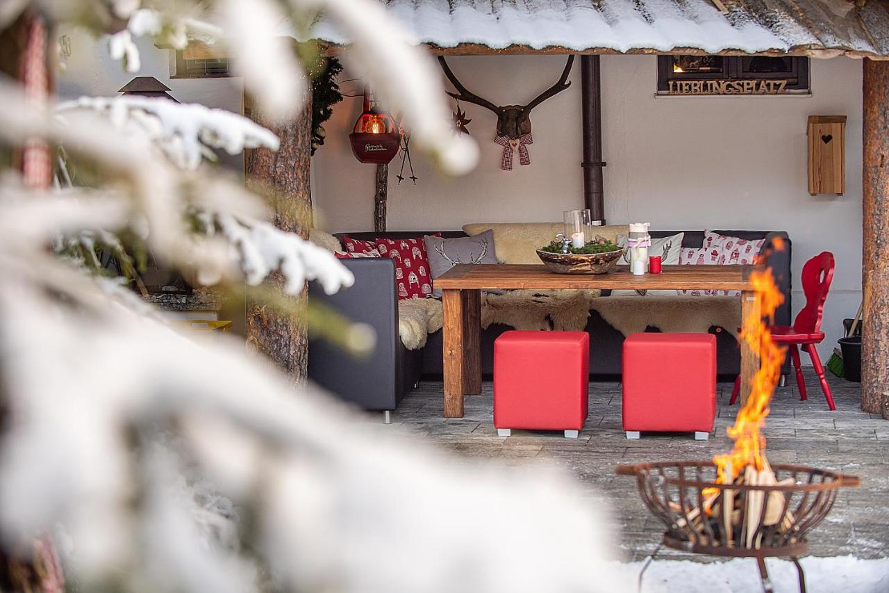 Bayern Resort Hotel - Adults Only - Mit Zugspitzblick - Eibsee-Naehe - Wellnessbereich - Naturpool Im Sommer Grainau Buitenkant foto